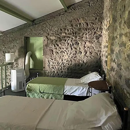 Hotel La Cour Carree Besse-et-Saint-Anastaise